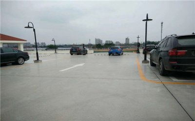 露天停車(chē)場(chǎng)地面